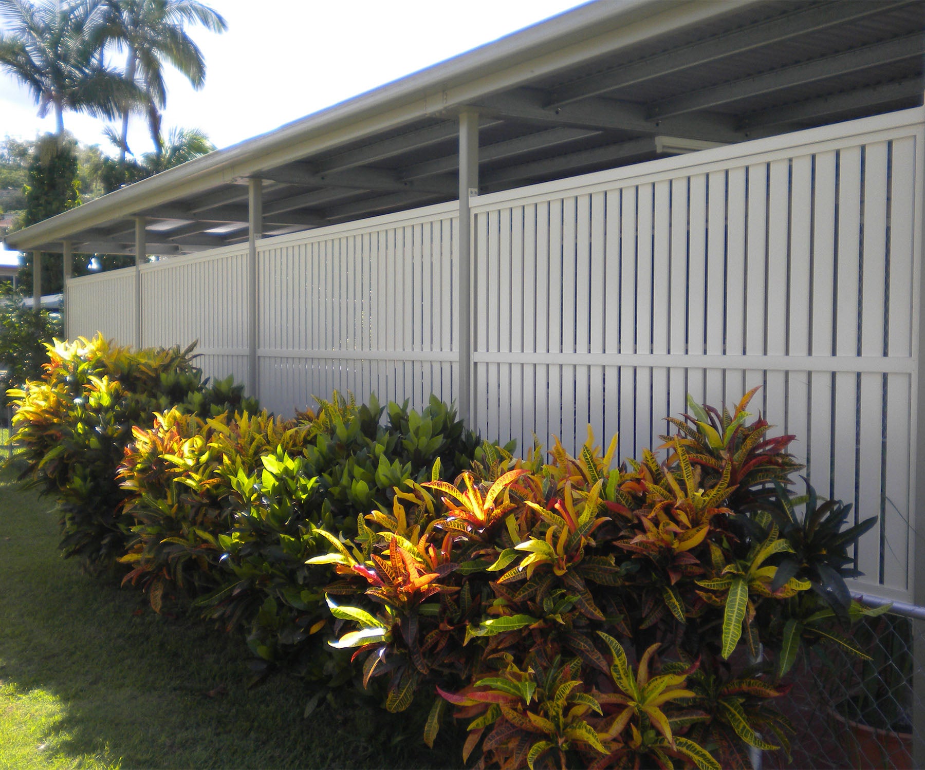 Aluminium Vertical Slat Carport