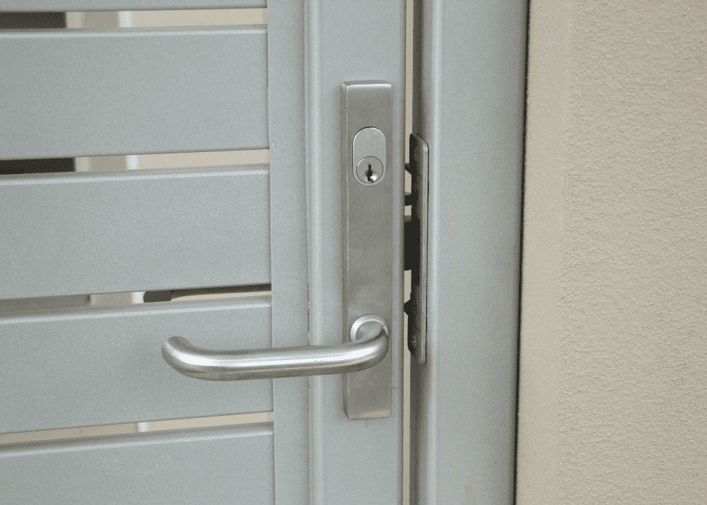 Kaba Lock Kit 66 Stainless Steel Finish Handle - Lifestyle Image