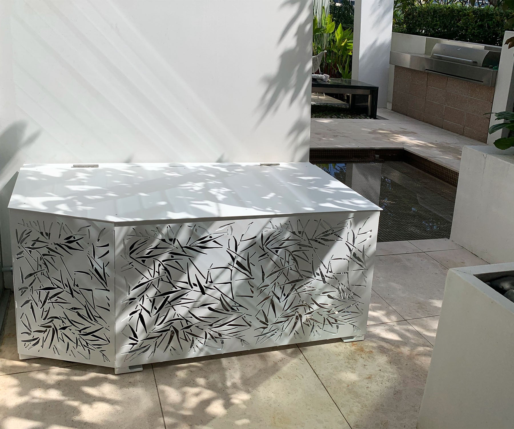 Outdoor Aluminium Amenities Cover with routed bamboo design